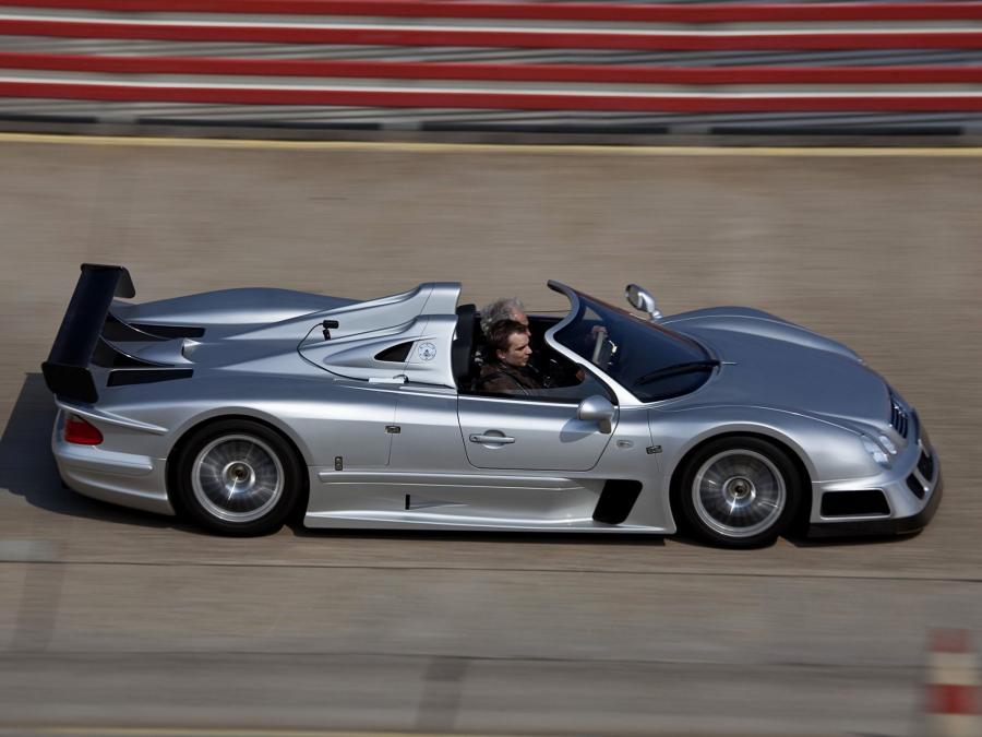  Mercedes-Benz CLK GTR AMG Roadster 2002 года  (фото 4 из 21)